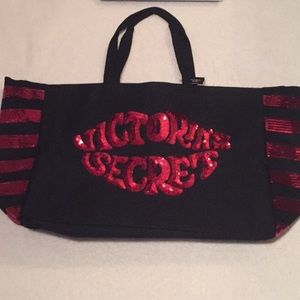 Victoria’s Secret tote bag